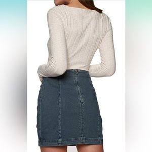 Free People Denim Mini Skirt🎀✨